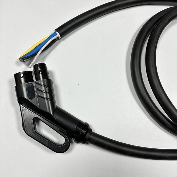 CCS2 DC CHARGER - Image 2